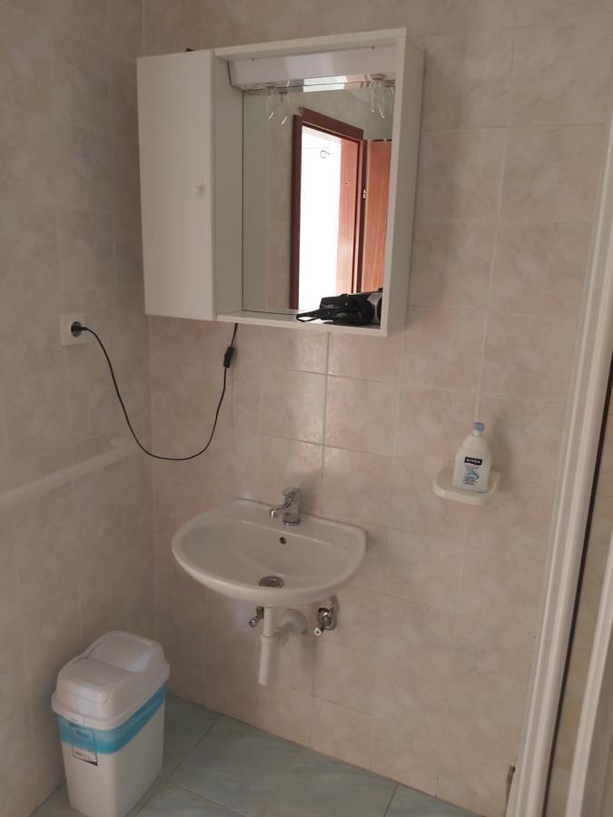 Hotel Soba Janja Bol Zewnętrze zdjęcie